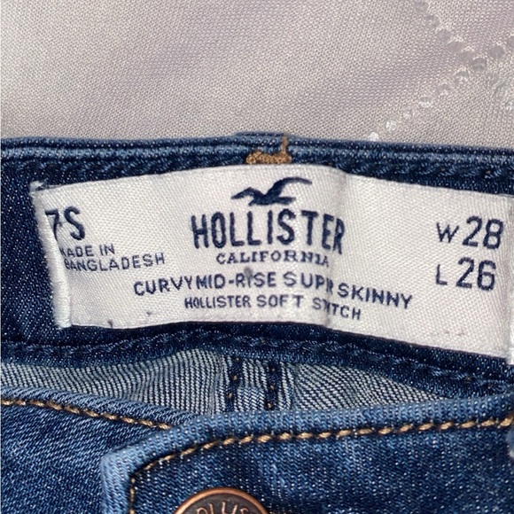 hollister distressed jeans - Picture 7 of 7